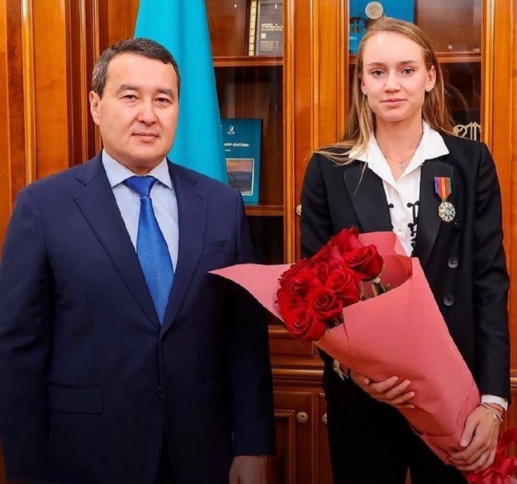 一个珍贵片 一个珍贵片