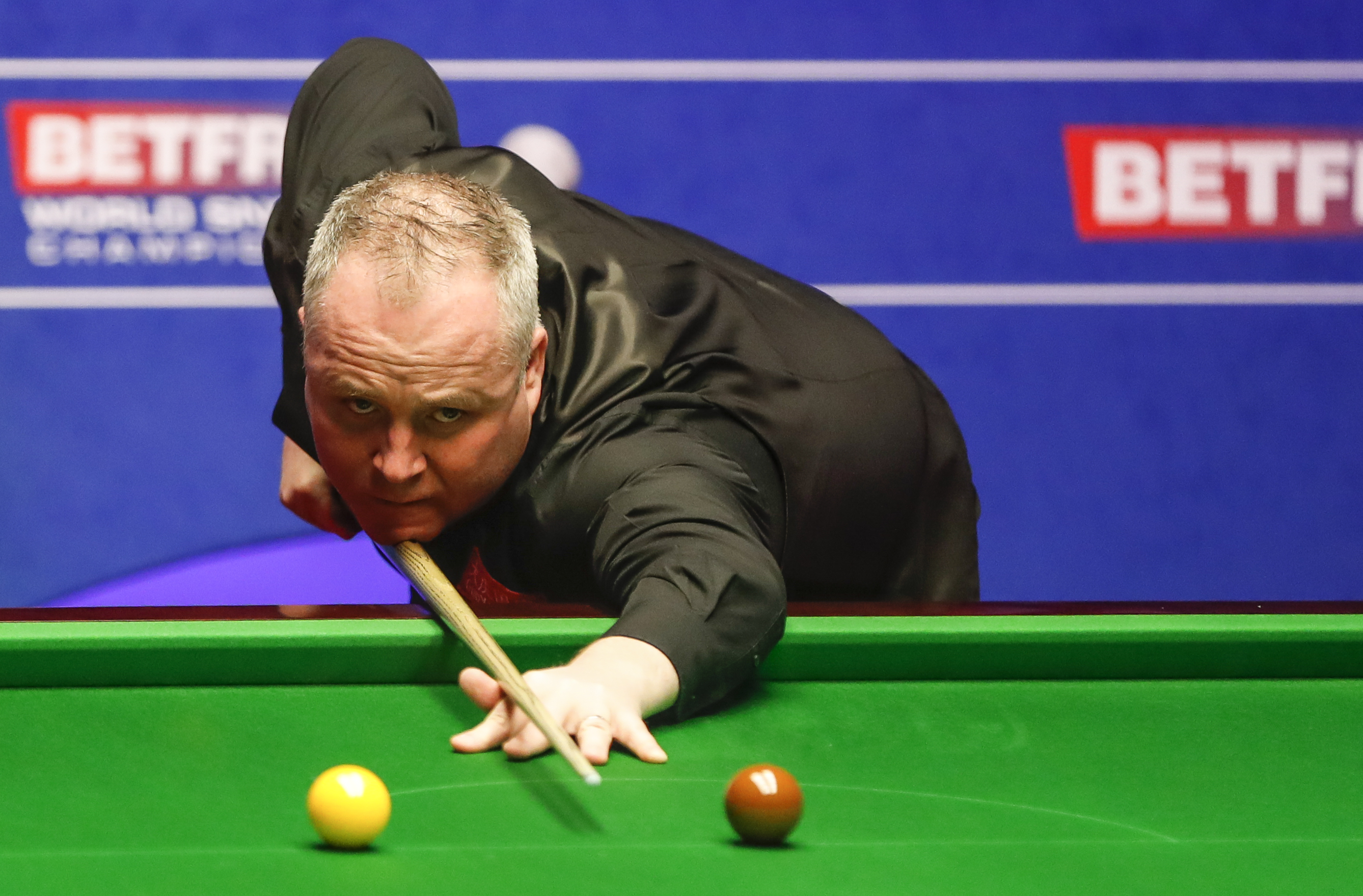 一个健康的 一个健康的