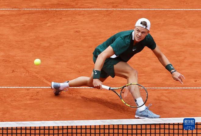 努首发时 努首发时