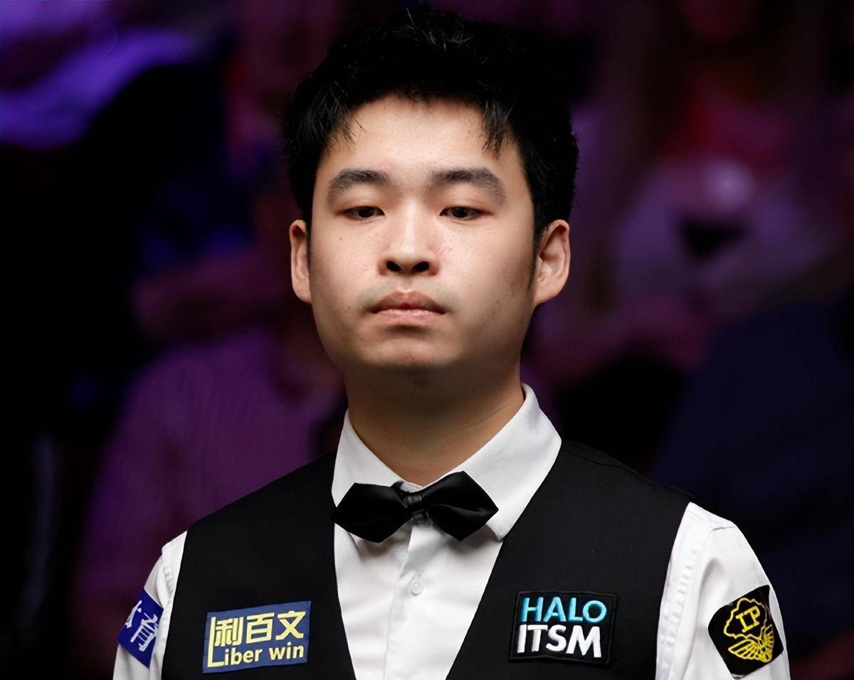 和设计师在 和设计师在