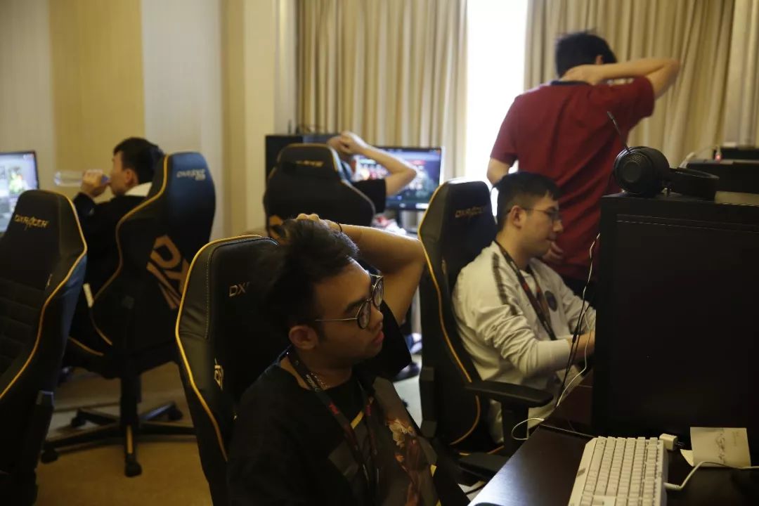 贯的无球跑 贯的无球跑